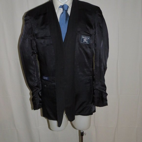 Burberrys Prorsum Super 100 Blue Stripe Two Button Suit 42XL